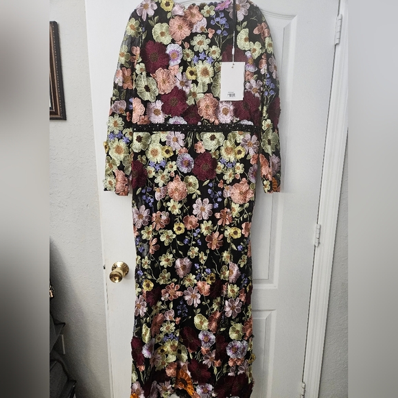 Mac Duggal Floral Embroidered Boat Neck Long Sleeve Midi Dress SZ 10 & 18 NWT - Picture 15 of 16